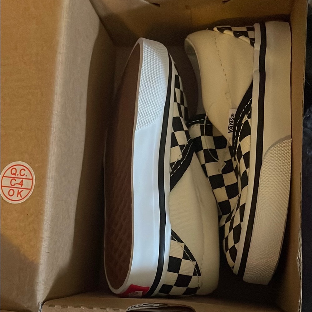 Vans Black and White Checkerboard Sneakers SZ 5.0 NWT